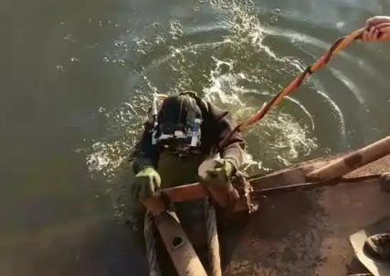 潜水服务那家好